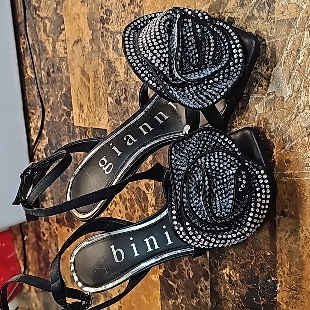 Gianni bini Iman black heels